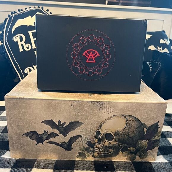 Strange Cvlt Hot Pink Patent Krypt Creepers NWT Size 9 Women’s - Picture 9 of 12